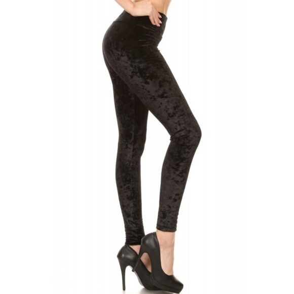 Gorgeous solid crushed black velvet leggings - Picture 2 of 4